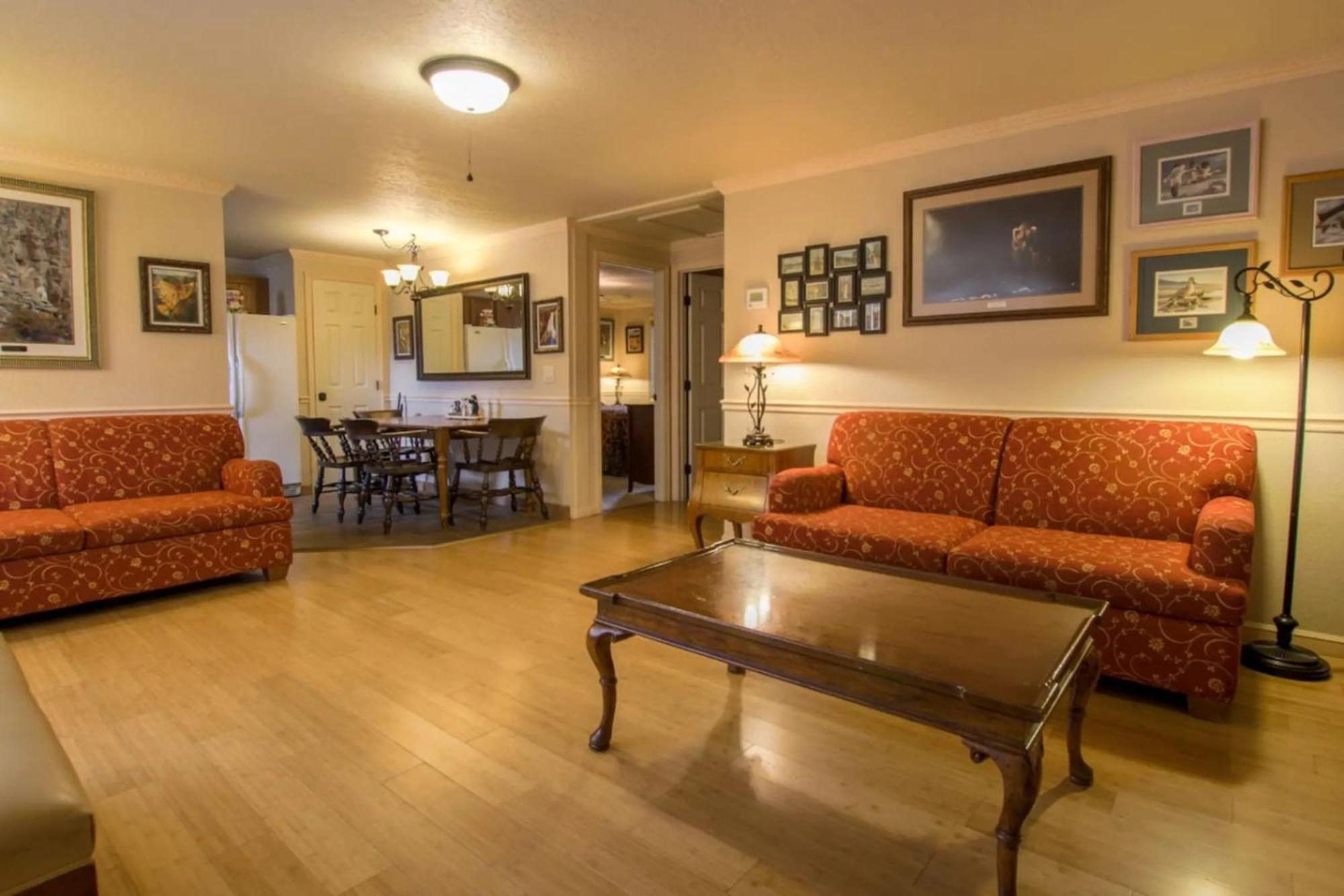 Yellowstone Gateway Inn Gardiner Exterior foto