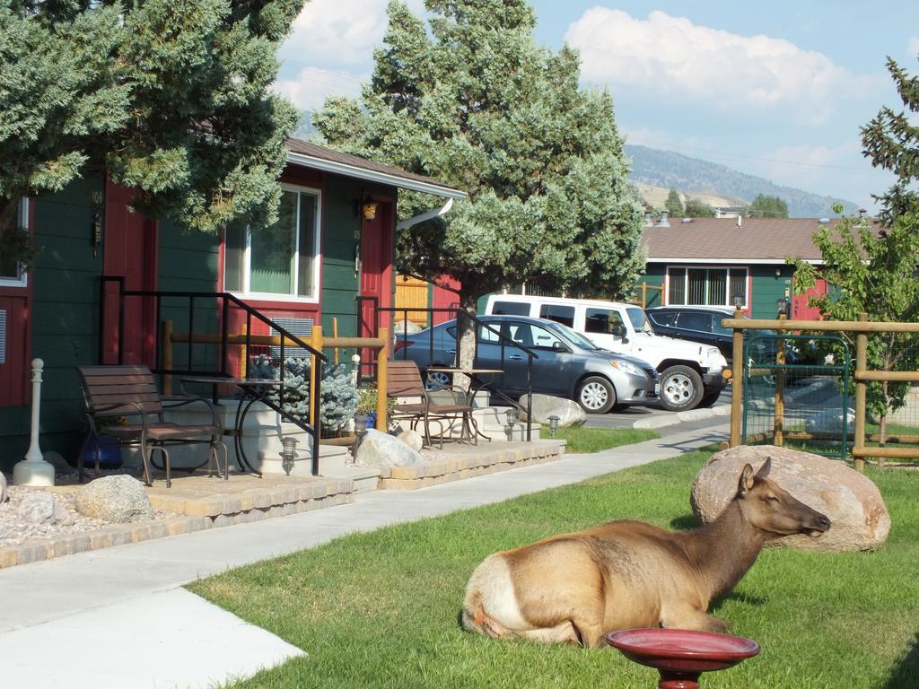 Yellowstone Gateway Inn Gardiner Exterior foto