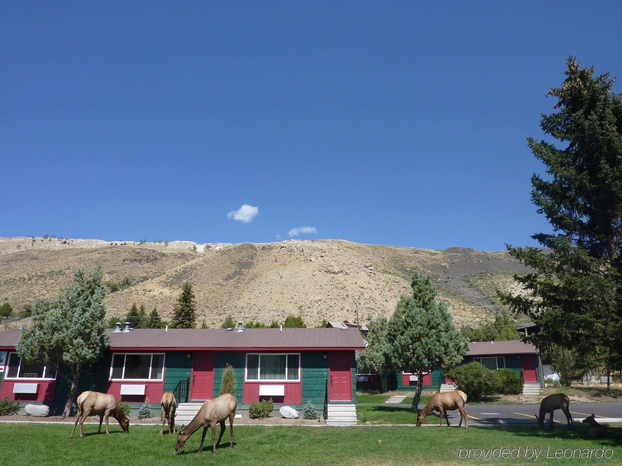 Yellowstone Gateway Inn Gardiner Exterior foto